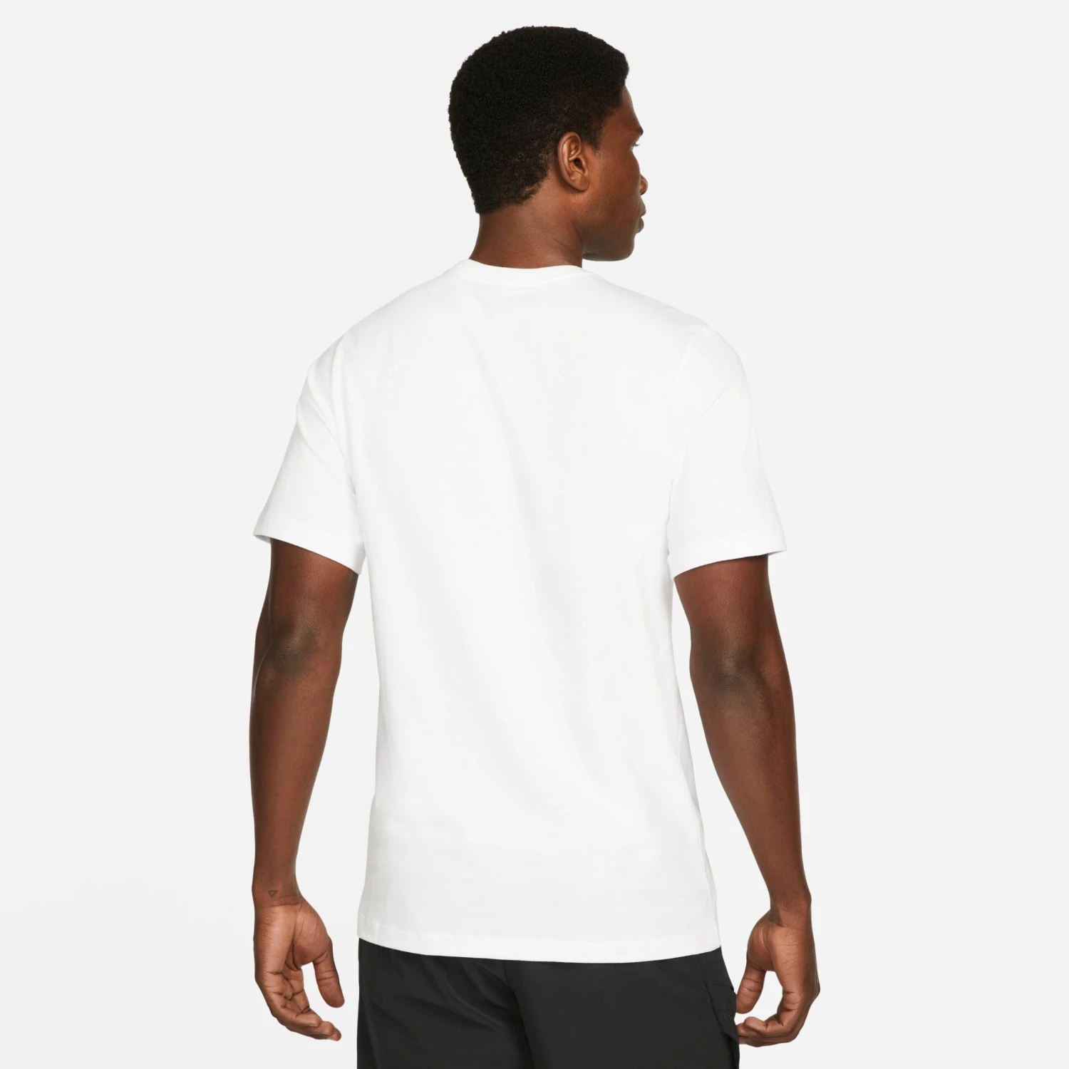 Nike Men's Garden Party Tee (White) 2 Nike Men's Garden Party Tee (White) - Image 2