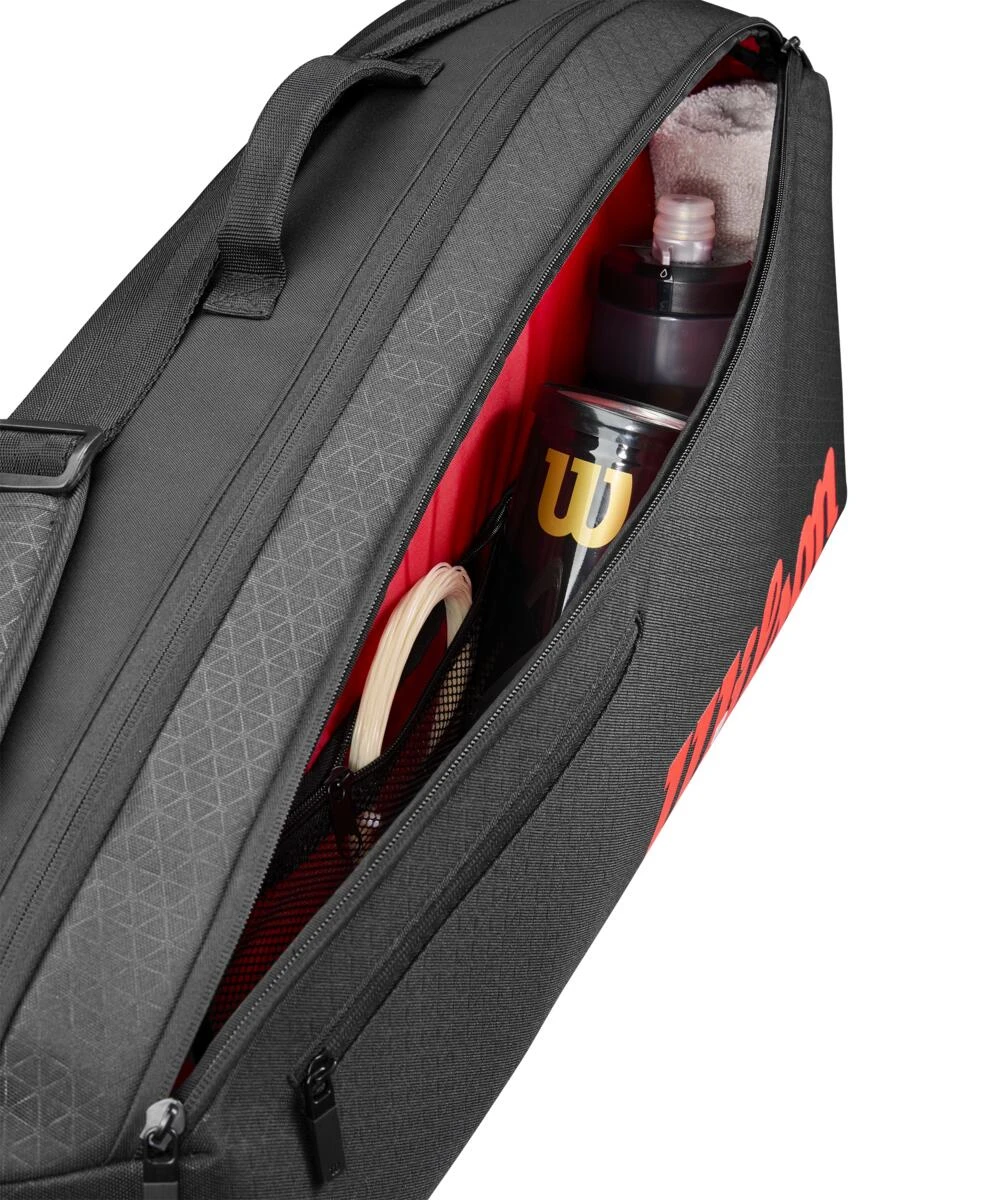 Wilson Clash V3 3 Pack Racquet Bag (Black/Infrared) 4 Wilson Clash V3 3 Pack Racquet Bag (Black/Infrared) - Image 4
