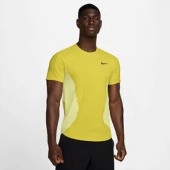 Nike Men's Dri-FIT Advantage Slam Melbourne Top (High Voltage/Luminous Green)